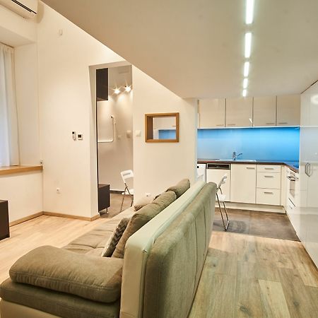 V27 Apartment | Hostaid Budapest Exterior foto